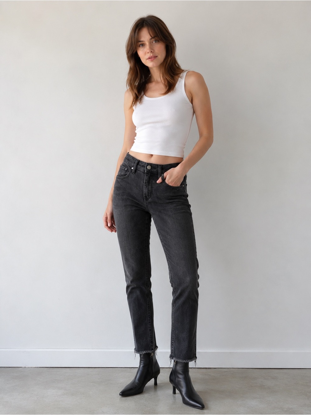Dish-Denim Women's Straight & Narrow Volcanic Raw Hem in Black Size 26